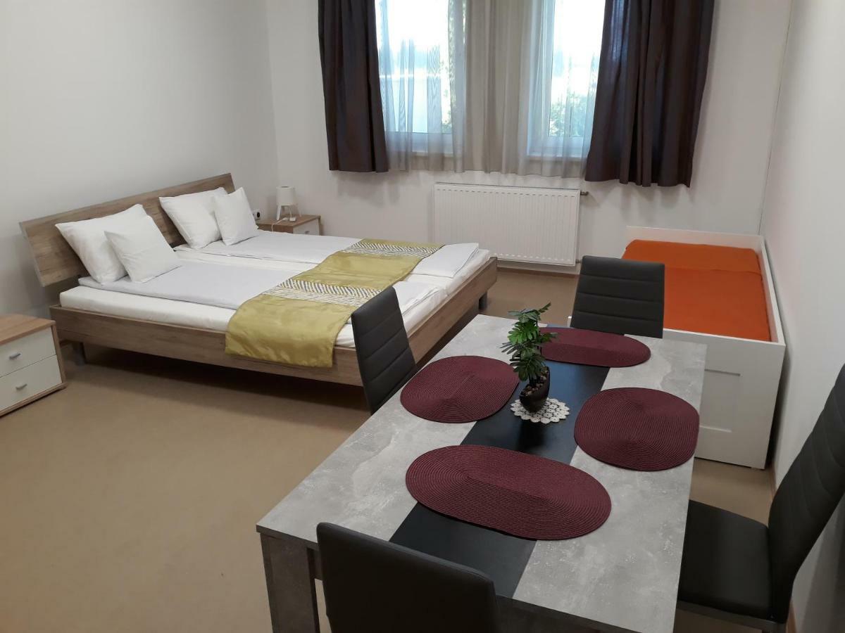 Bella Vendeghaz Morahalom Hotel Buitenkant foto